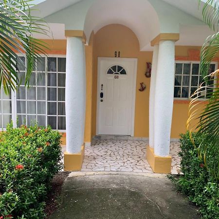 Villa De Ali In Palma Real La Ceiba Bagian luar foto