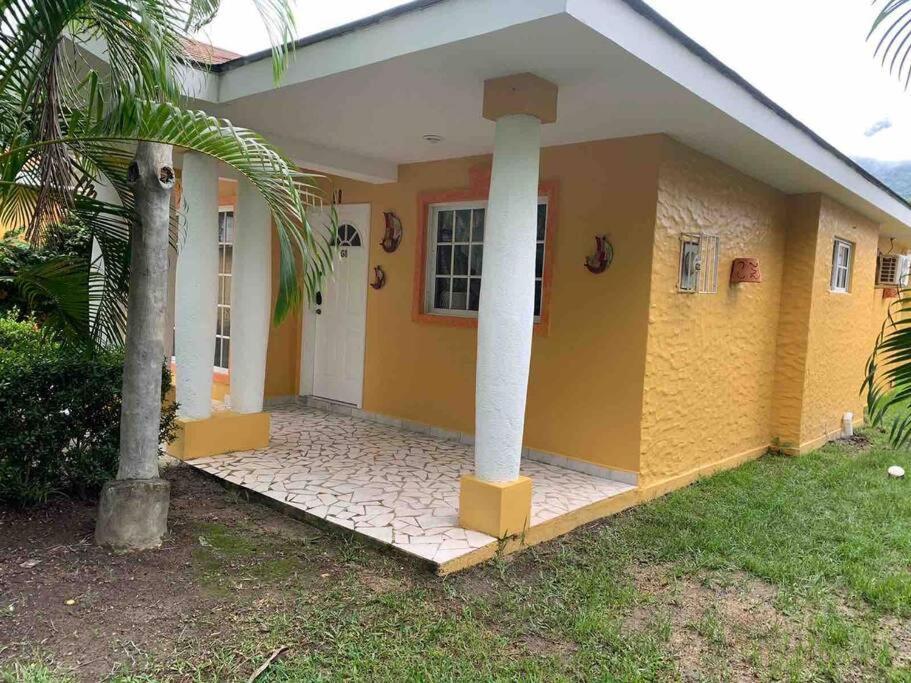 Villa De Ali In Palma Real La Ceiba Bagian luar foto