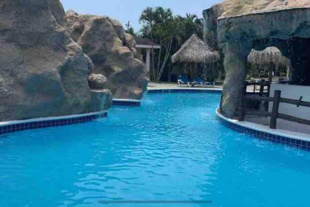 Villa De Ali In Palma Real La Ceiba Bagian luar foto